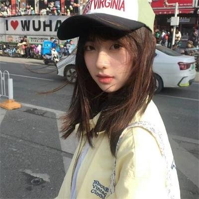 他在窥视你